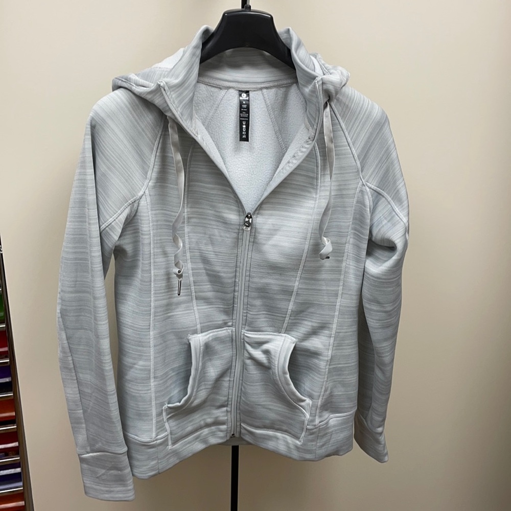 90 degree zipper hoodie